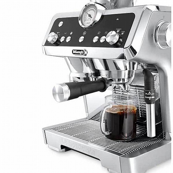 ����� ��� La Specialista EC9335M DELONGHI 